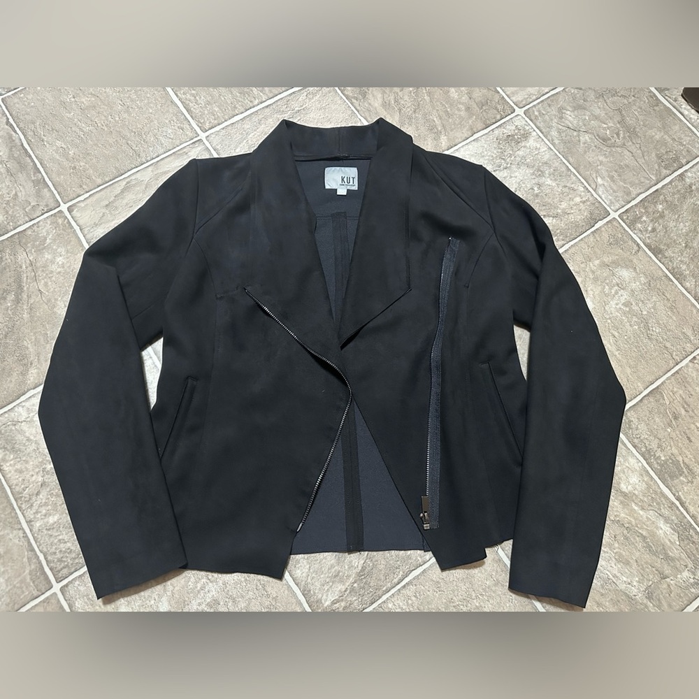 Kut from the Kloth Women's Black Asymmetrical Blazer